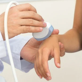 ultrasonido de mano para niño