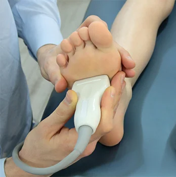 ultrasonido de pie en niños